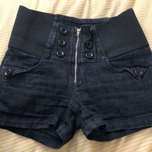 High waisted stretchy shorts
